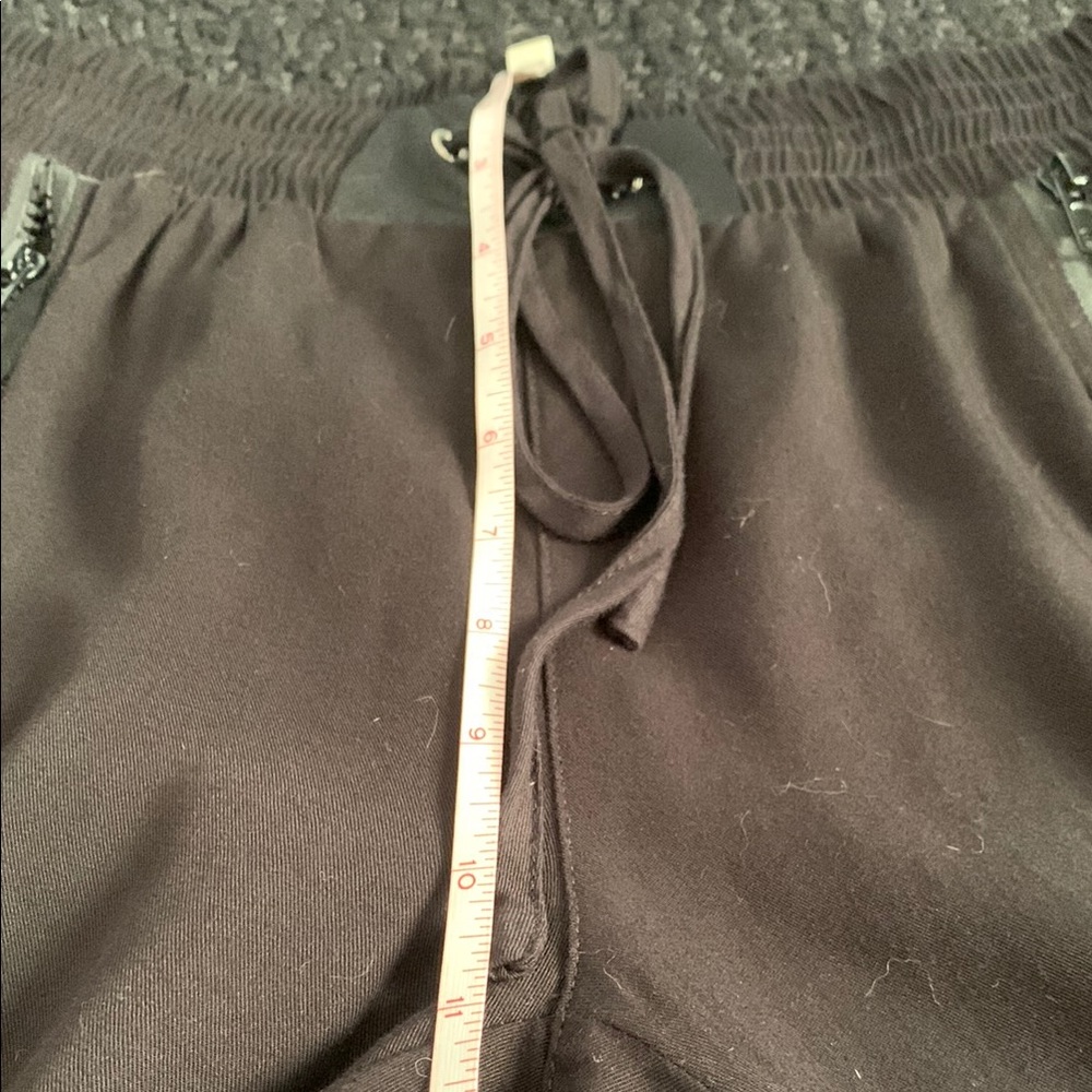 Stylish Black Drawstring Joggers - image 8